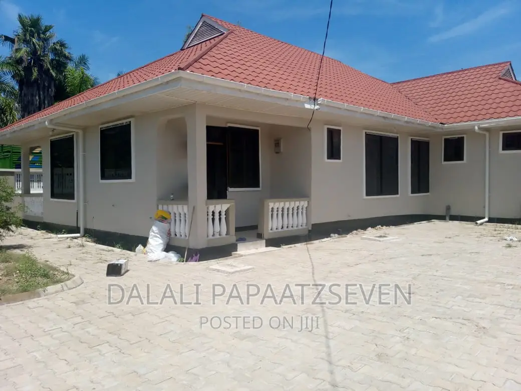 2bdrm Apartment in Dalalipapaatzseven, Kinondoni for rent