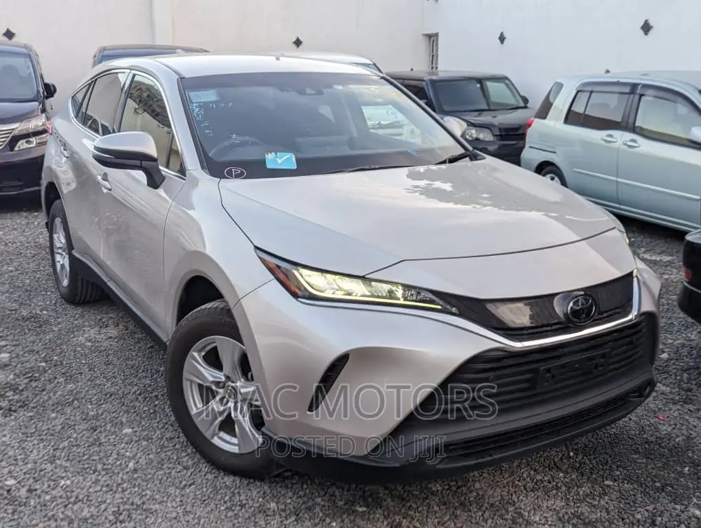 Toyota Harrier 2.0 2021 Silver
