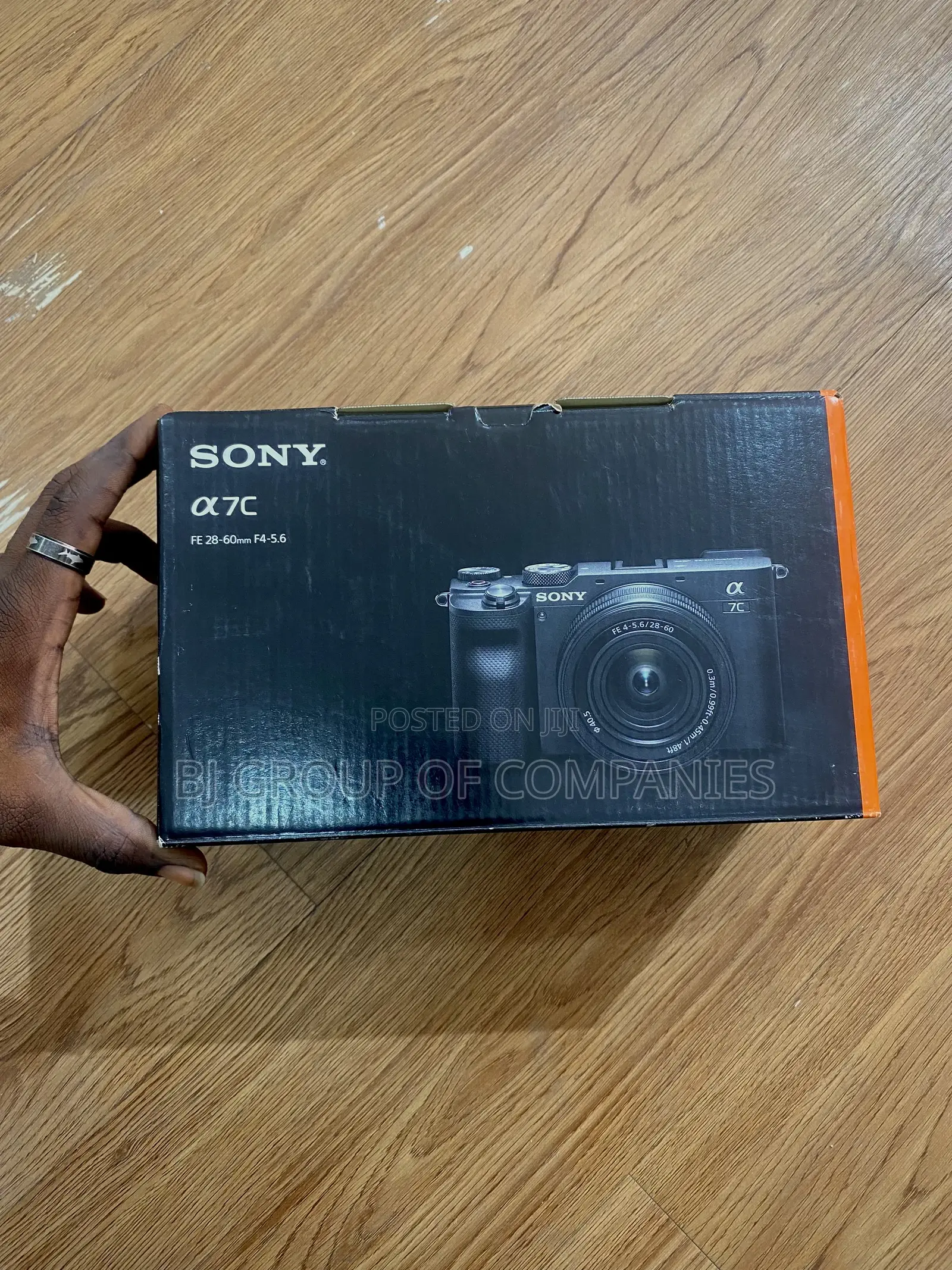 Sony A7c Mirrorless Camera With 28-60mm Lens (Silver)