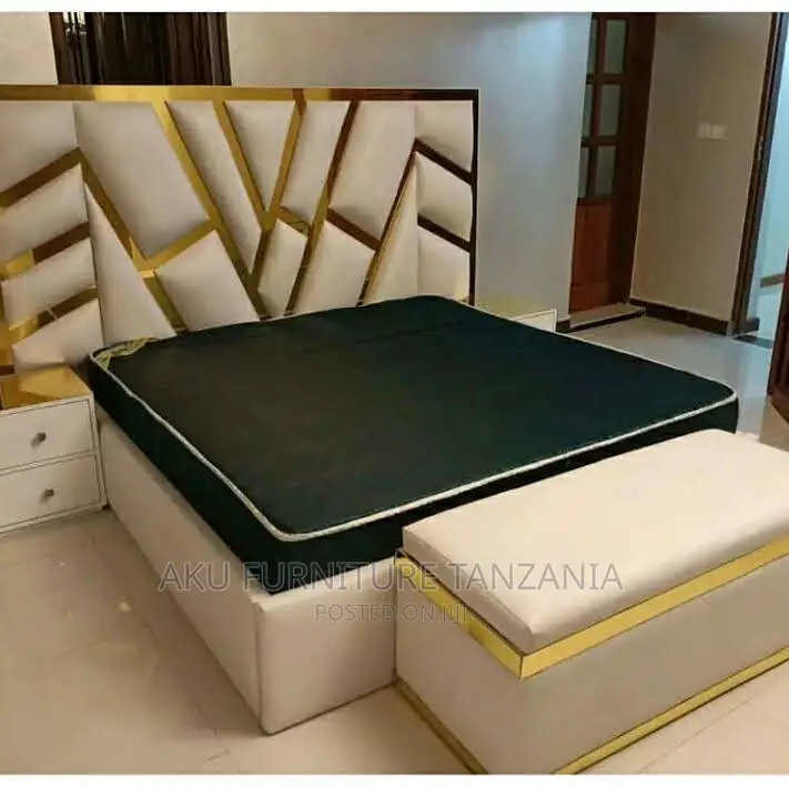 5/6 Gold Mirrored Sofabed