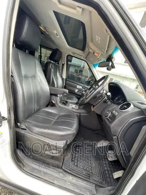 Land Rover Discovery 2013 Silver