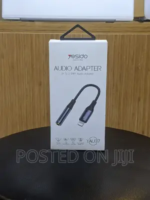 iPhone to 3.5mm Audio Adapter