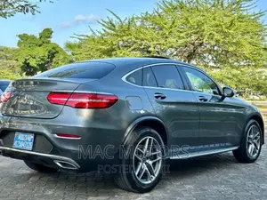 Mercedes-Benz GLC-Class 2018 Gray