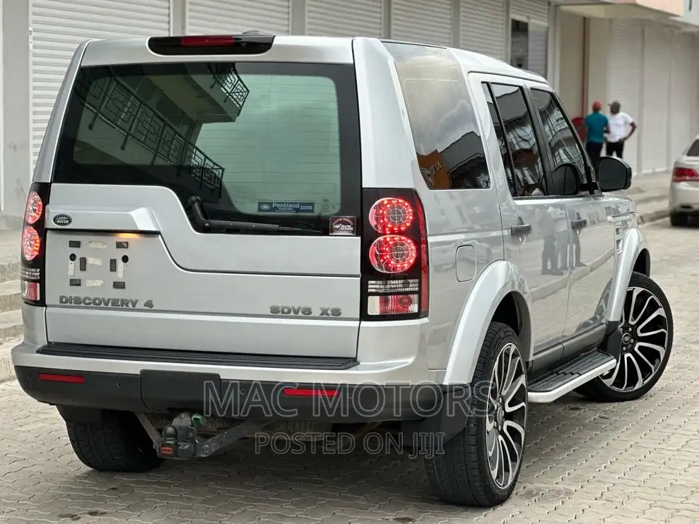 Land Rover Discovery 2013 Silver