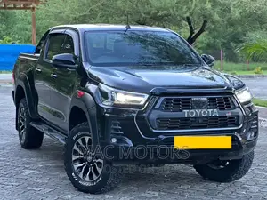 Toyota Hilux 2022 Black