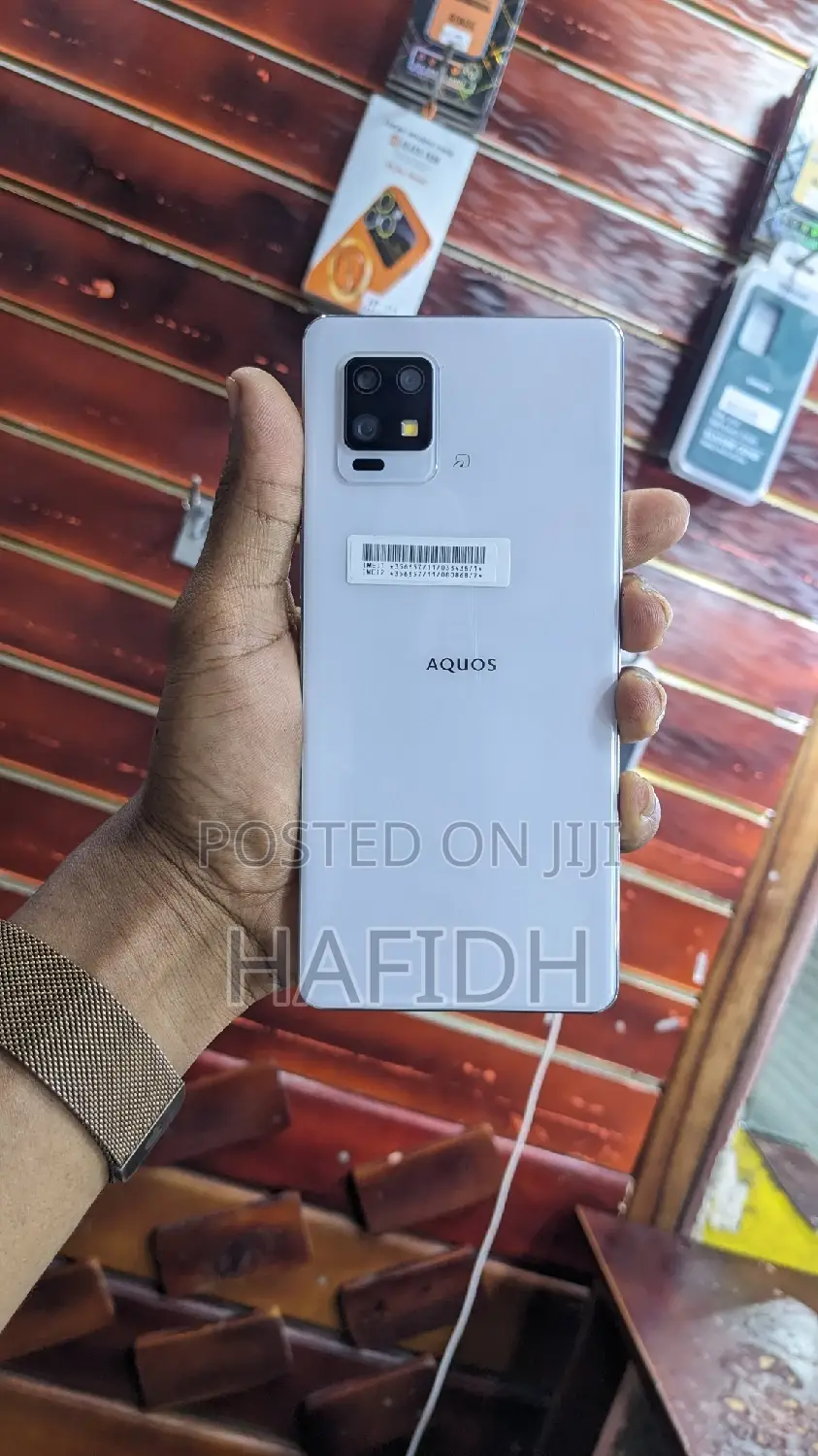 Sharp Aquos zero6 128 GB White