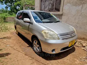 Toyota Raum 1.5 AWD 2004 Beige