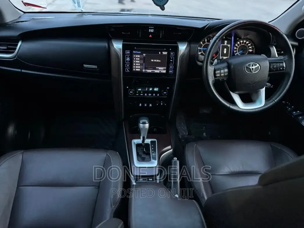 Toyota Fortuner 2017 Black