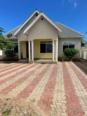 3bdrm House in Kibugumo, Kigamboni for sale