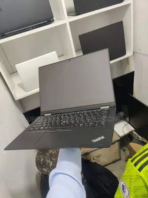 Laptop Lenovo ThinkPad Yoga 370 8GB Intel Core I5 SSD 256GB