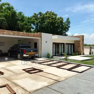 4bdrm Mansion in Bahari Beach, Kinondoni for sale