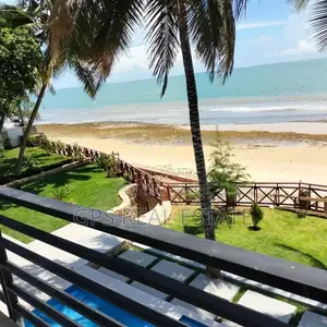 4bdrm Mansion in Bahari Beach, Kinondoni for sale