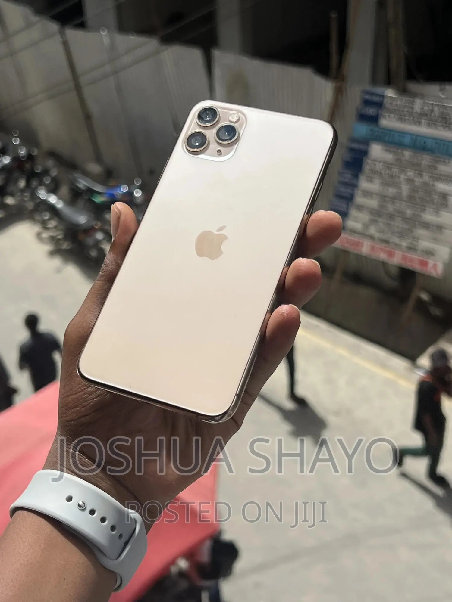 Apple iPhone 11 Pro Max 64 GB Gold