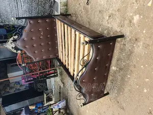 Bed Sofa 4,6 Nzuri Sana