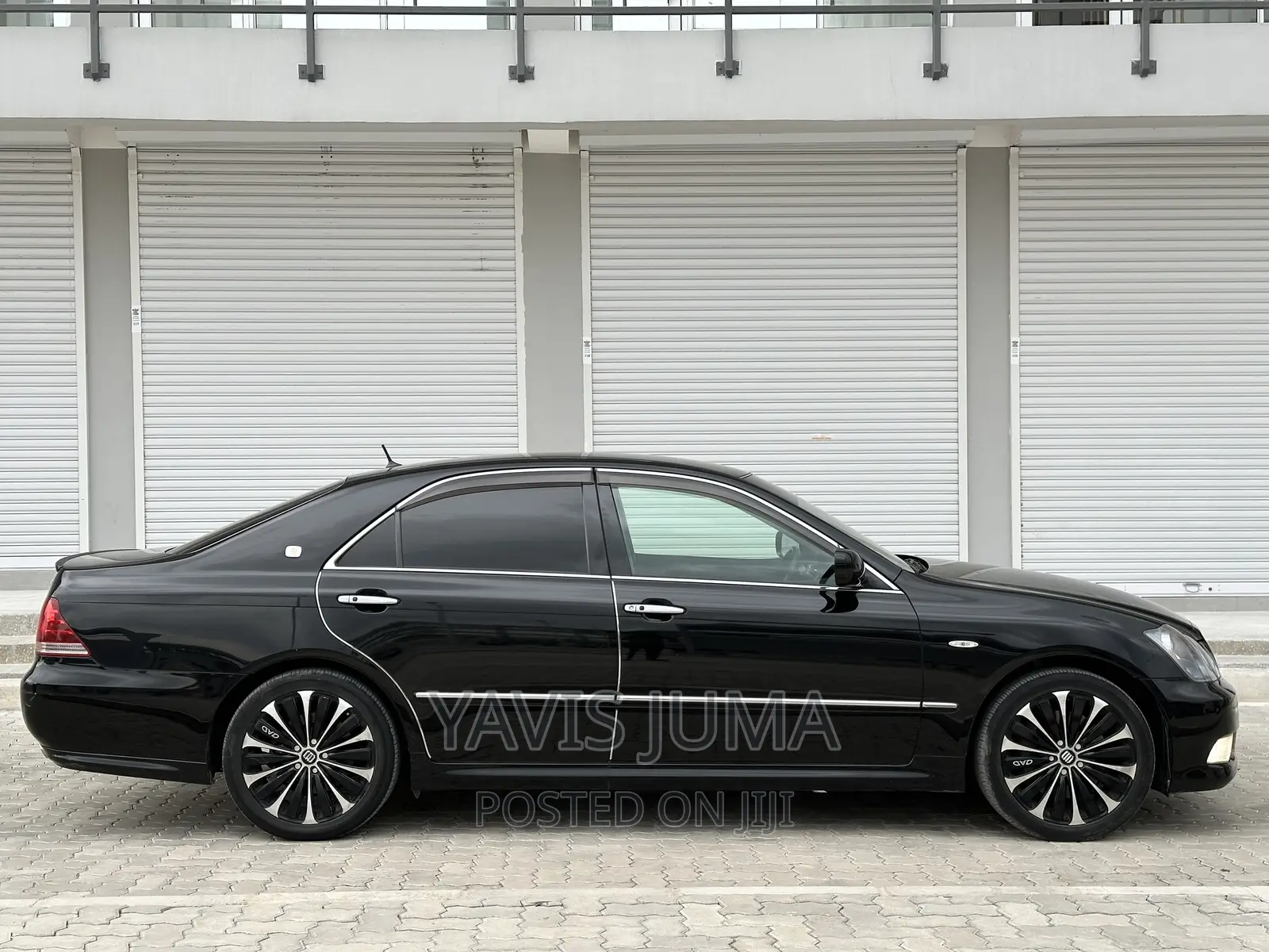 Toyota Crown 2006 Black