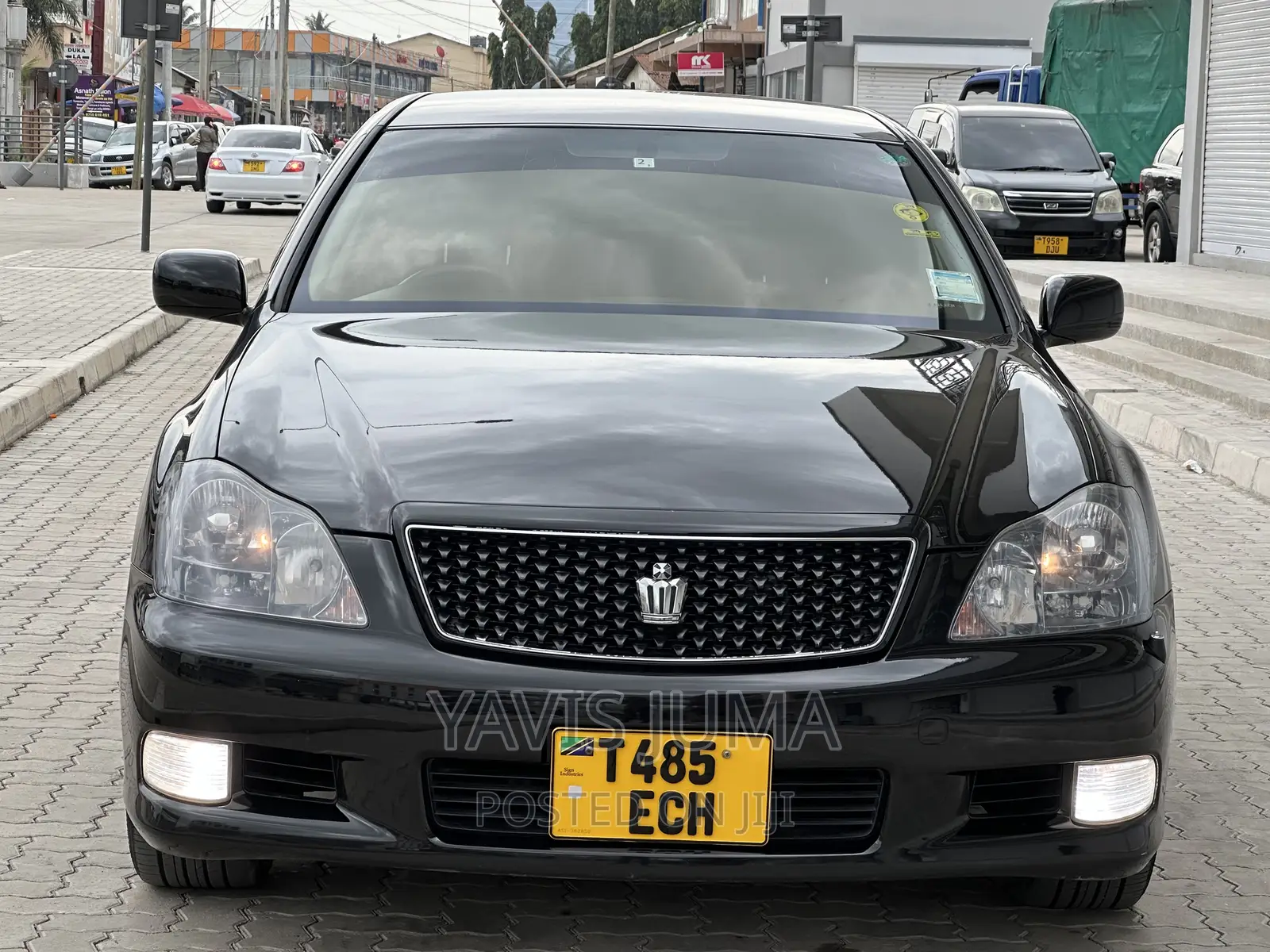 Toyota Crown 2006 Black
