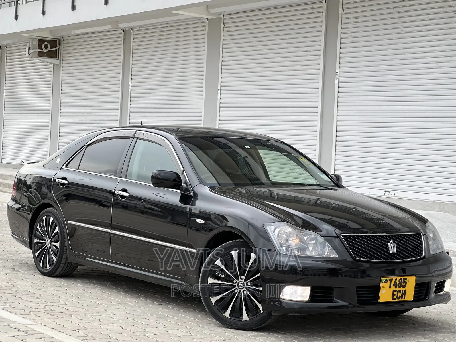 Toyota Crown 2006 Black