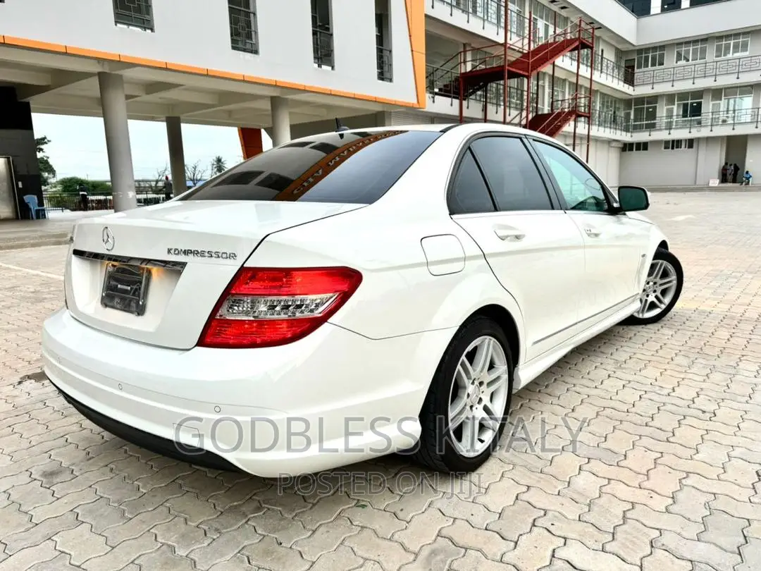 Mercedes-Benz C-Class 2008 White