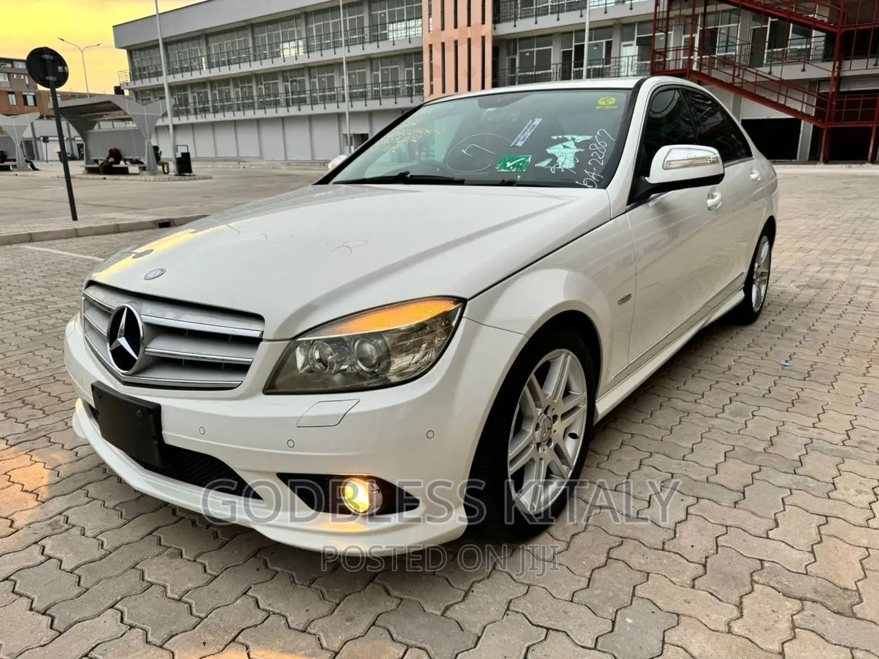 Mercedes-Benz C-Class 2008 White
