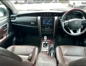 Toyota Fortuner 2017 White