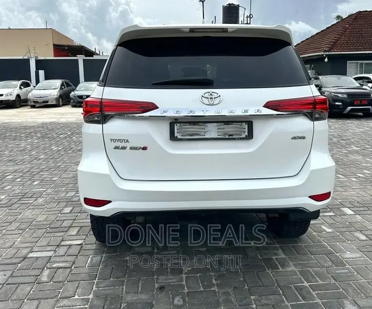 Toyota Fortuner 2017 White
