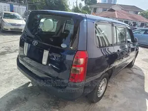 Toyota Probox 2004 Blue