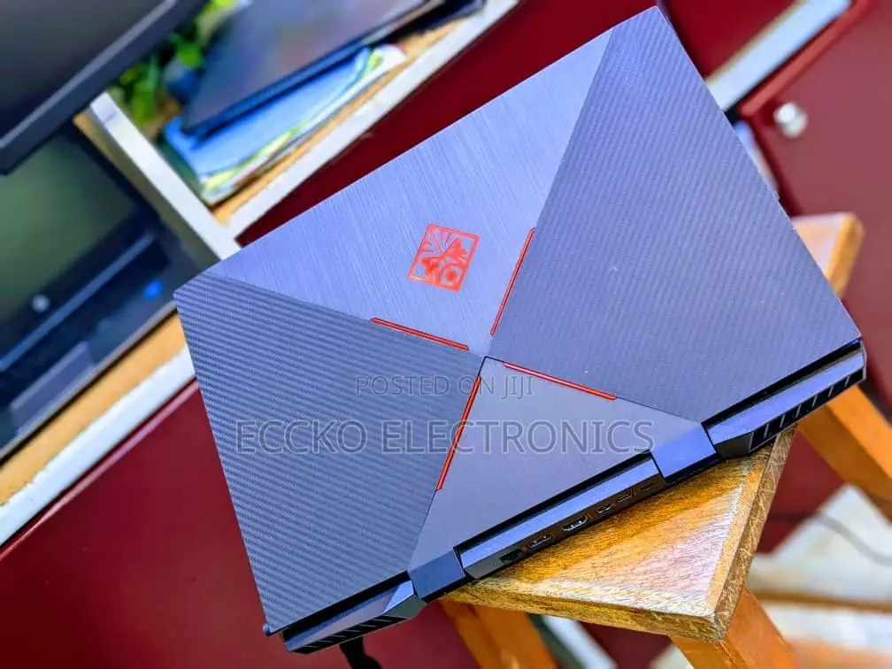 Laptop HP Omen 15-Ce0xx 16GB Intel Core I7 SSD 1T