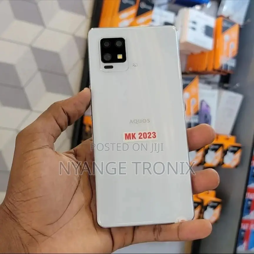 Mobile Phone 128 GB