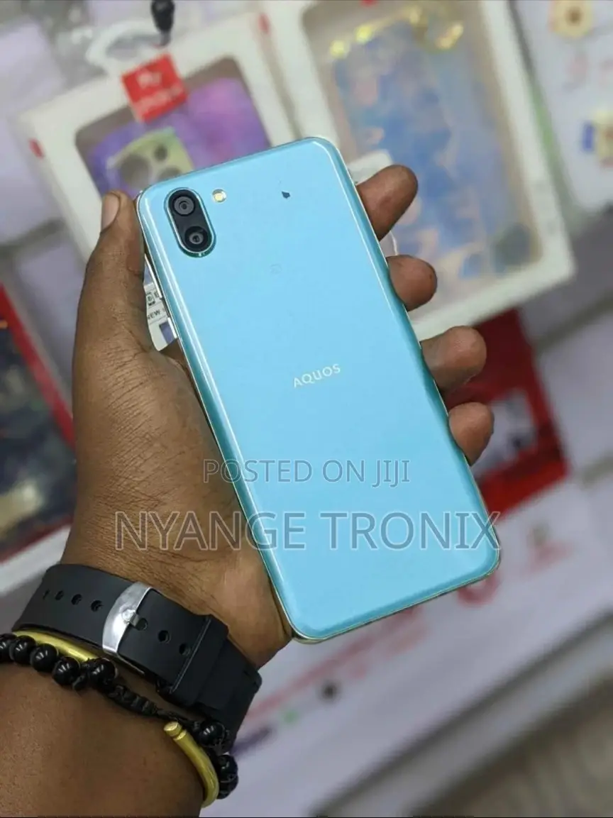 Mobile Phone 4 GB