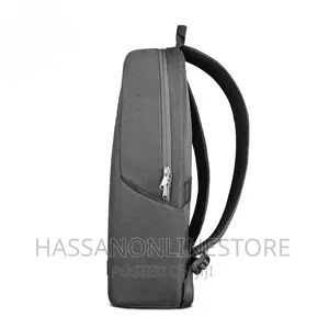Wiwu Pilot Black 15.6' Laptop Traveling Backpack - Gray