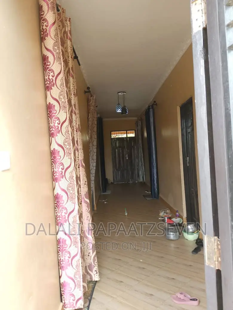 6bdrm House in Dalalipapaatzseven, Mbagala for sale