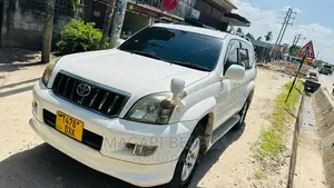 Toyota Land Cruiser Prado 2006 White