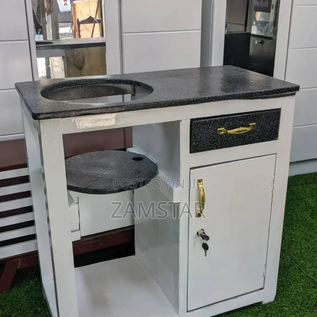 Kitchen Cabinet
