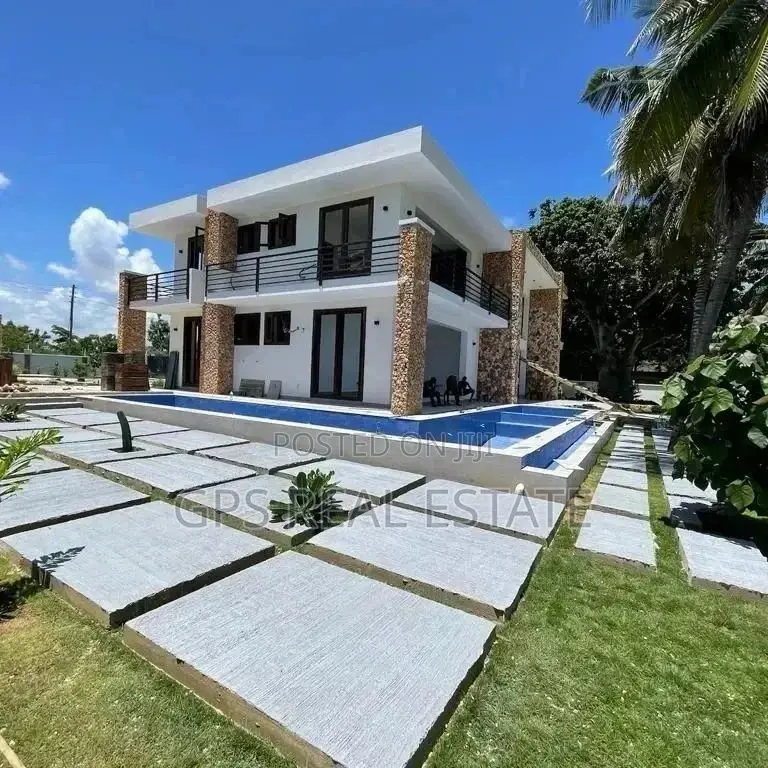 4bdrm House in Bahari Beach, Kinondoni for sale