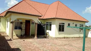 Furnished 3bdrm House in Mwanza Street, Nyamongoro for sale