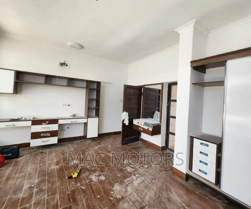 5bdrm Mansion in My Real Estate, Goba for sale