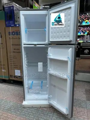 Beko Refrigerator / Fridge  Capacity :- 166 Litres.