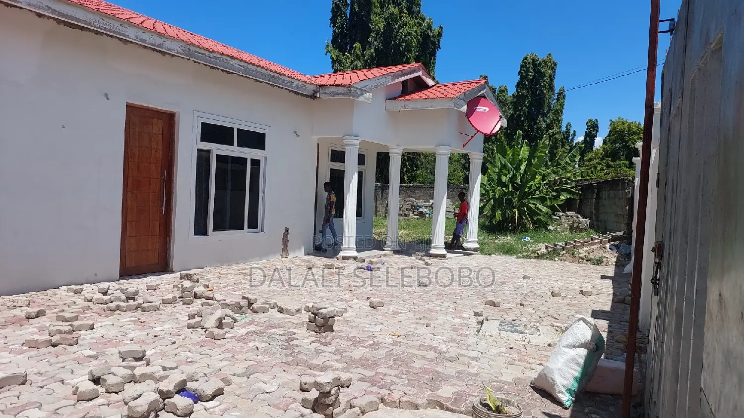 2bdrm Bungalow in Mikocheni B for rent