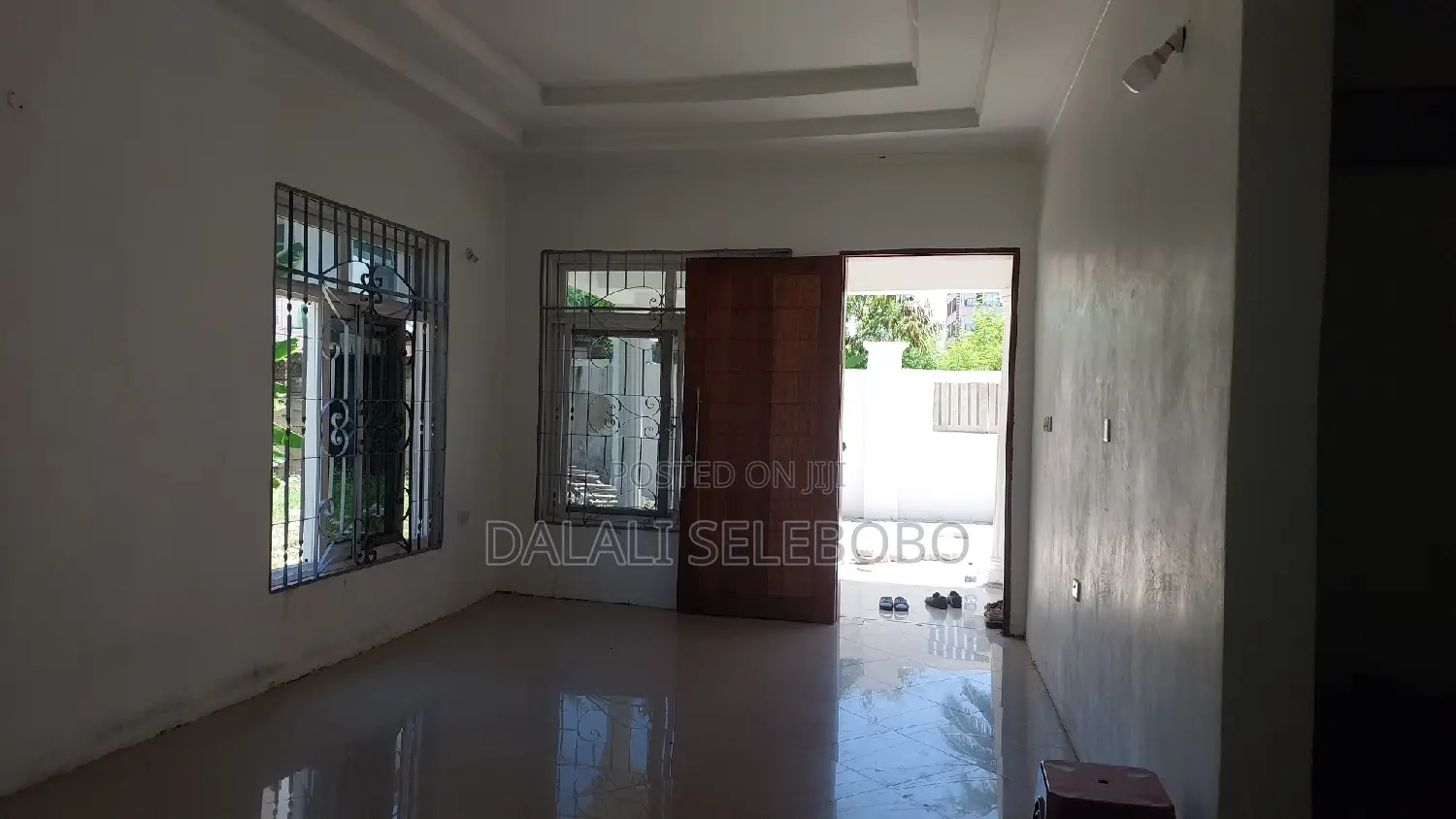 2bdrm Bungalow in Mikocheni B for rent