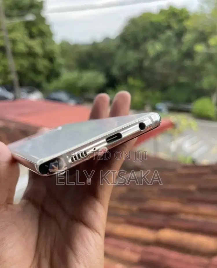 Samsung Galaxy S10e 128 GB White
