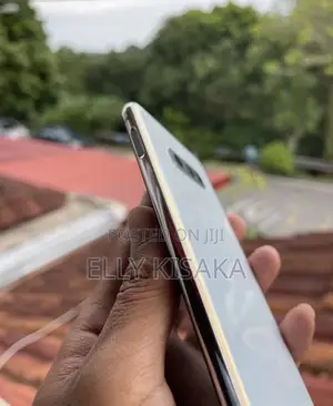 Samsung Galaxy S10e 128 GB White