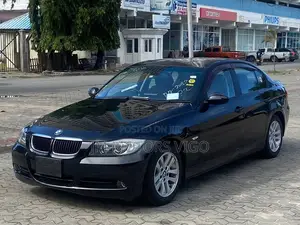 BMW 320i Sedan RWD 2006 Black