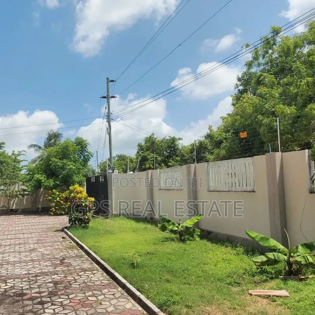 4bdrm House in Tabata Kinyerezi, Kinondoni for sale