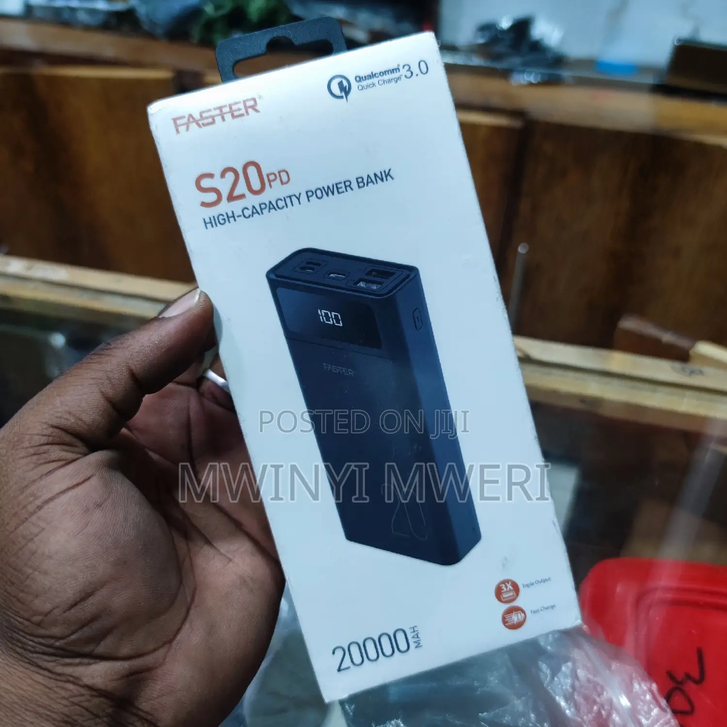FASTER S20 Qualcomm Quick Charge 3.0 Power Bank 20000 Mah