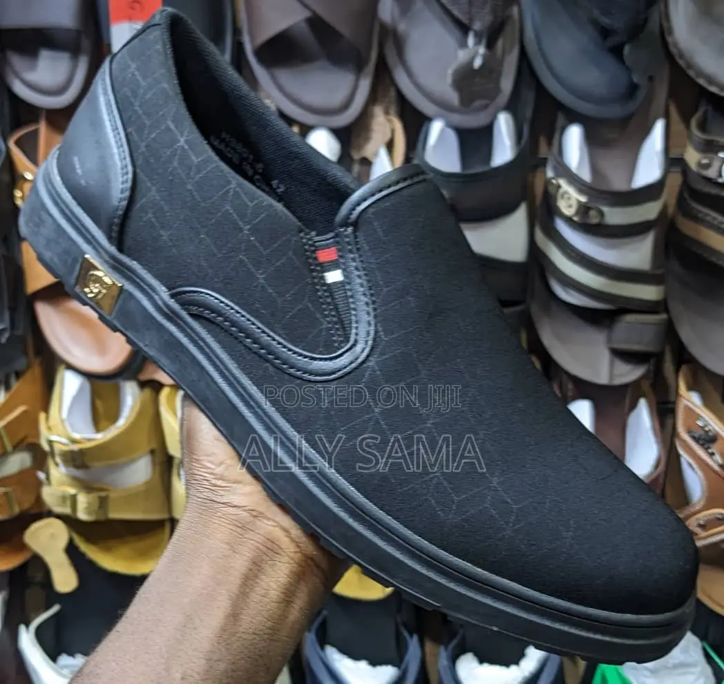 G.Ten Mens Sneakers Black Original