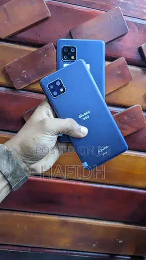 Sharp Aquos sense5G 64 GB Blue