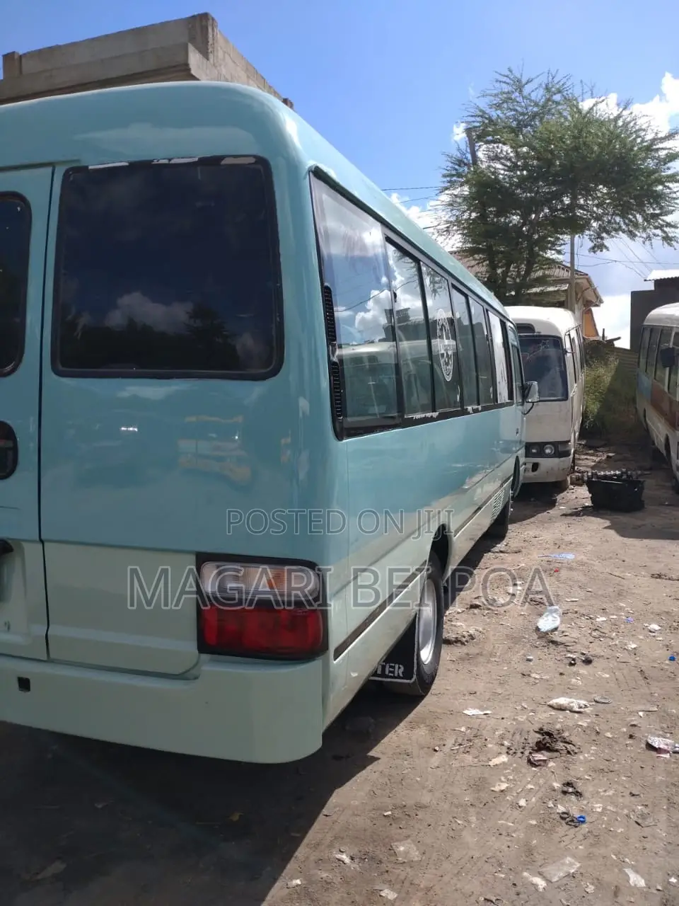 Toyota Coaster 2004 Blue
