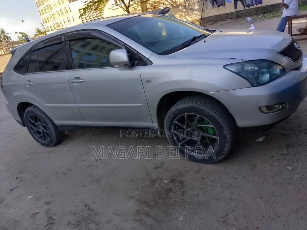 Toyota Harrier 2001 Silver