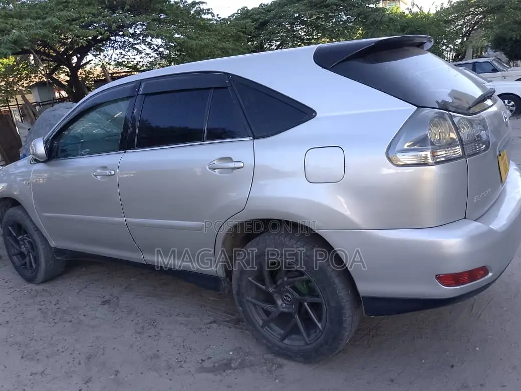 Toyota Harrier 2001 Silver