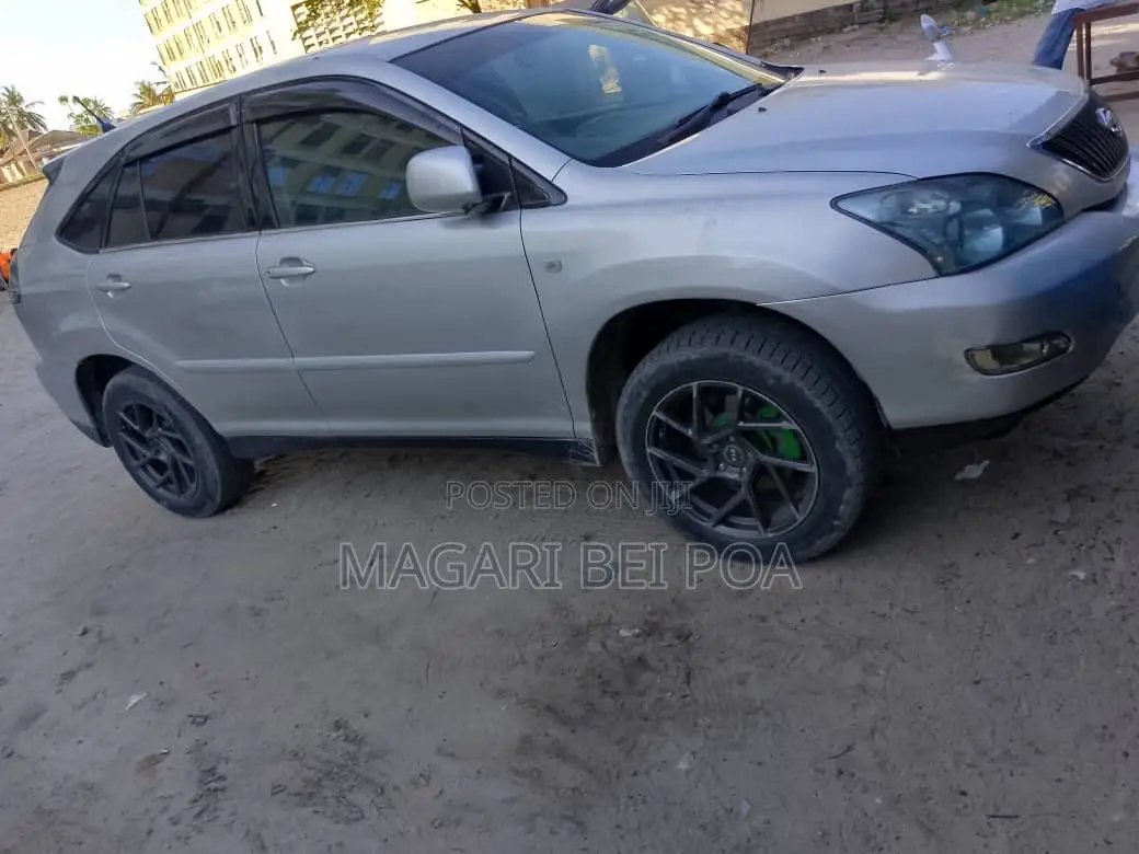 Toyota Harrier 2001 Silver
